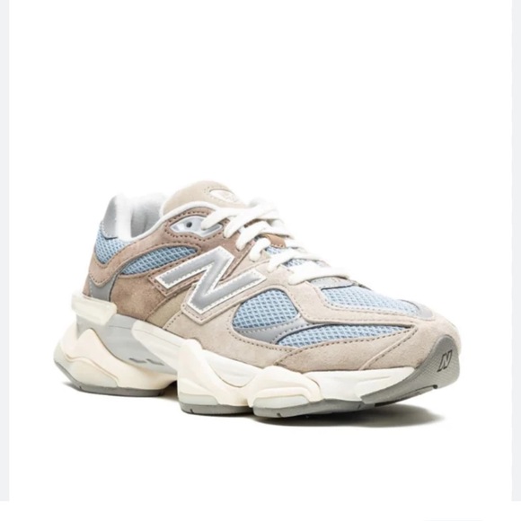 New Balance 9060 "sneakers Limited Edition Quartz Gr/ Team Cream - Picture 2 of 16